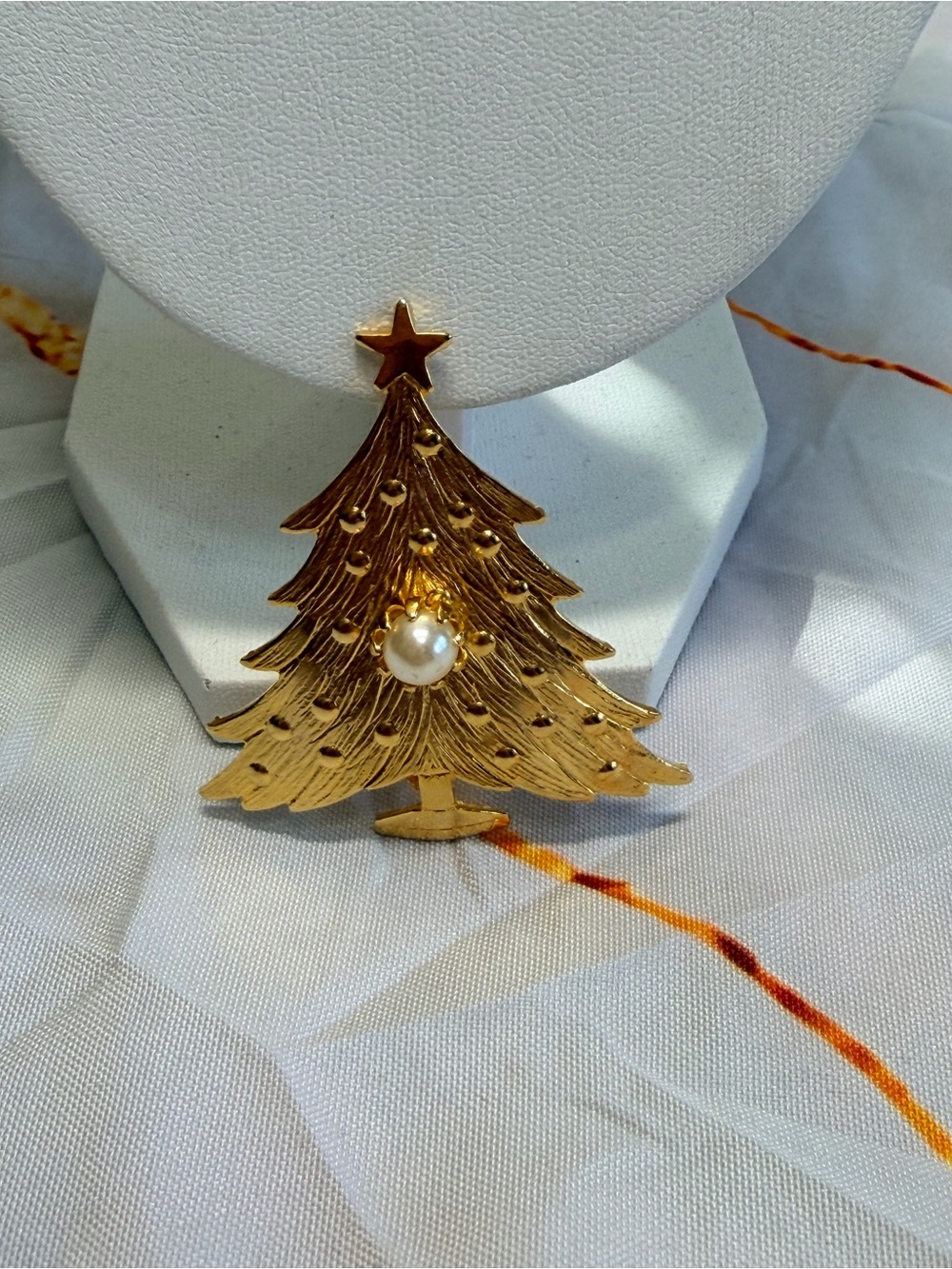 Vintage Christmas brooch